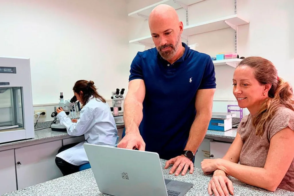 Tecnología argentina eleva un 16% los embriones transferibles en fertilización in vitro