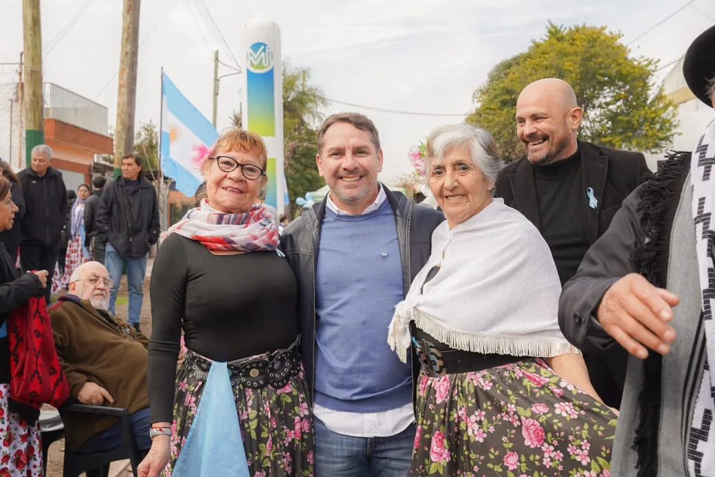 Ituzaingó celebró el Día de la Independencia con obras públicas y una fiesta popular en el sur