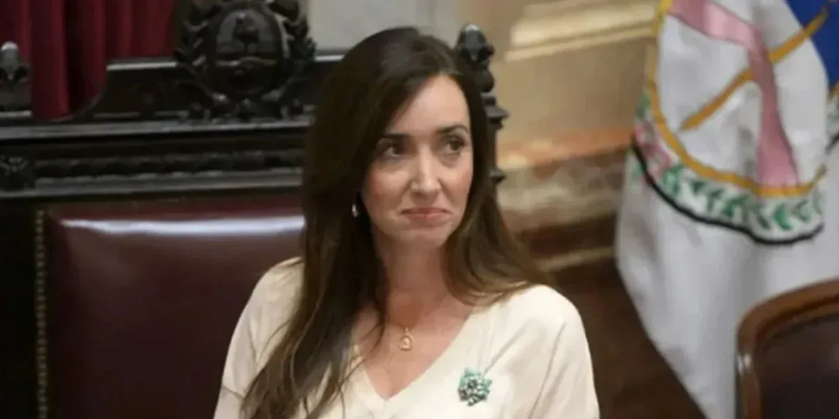 Villarruel apoyó el reclamo docente y pidió una retribución justa para el sector educativo