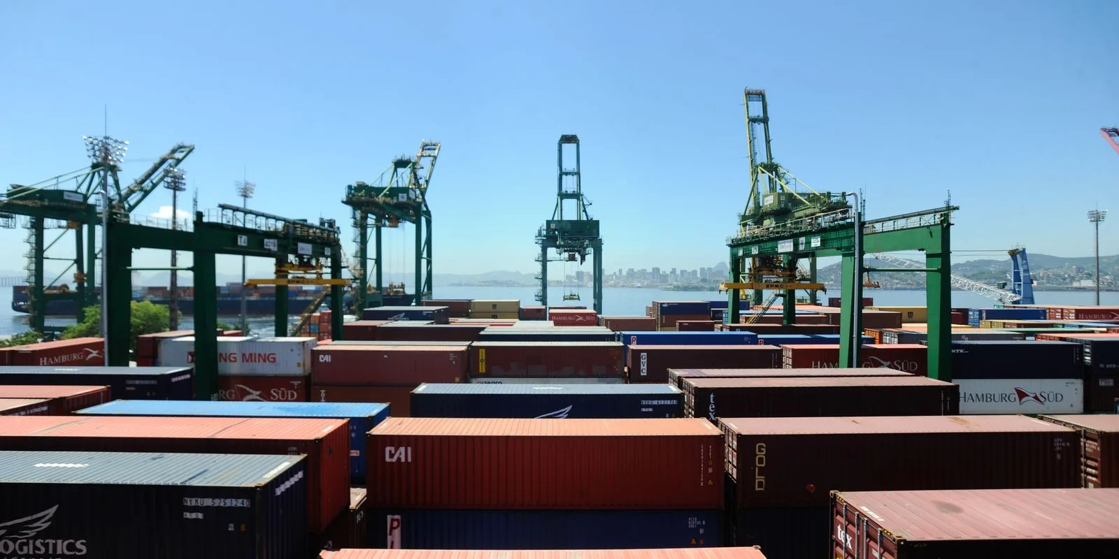 Brasil proyecta un superávit comercial récord cercano a 90.000 millones de dólares en 2026