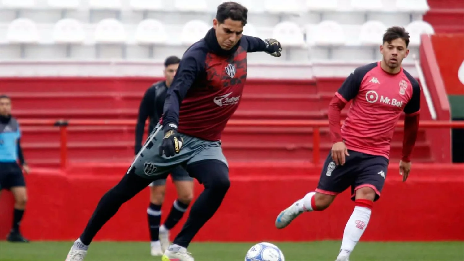 Central Córdoba ganó y empató en dos amistosos contra Huracán en el Ducó