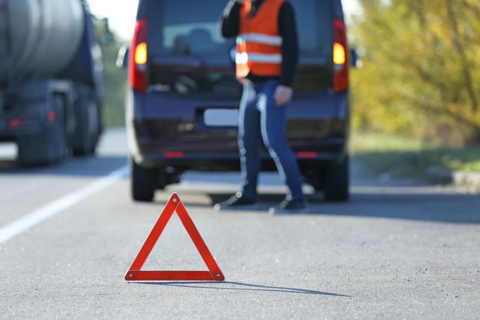 Cómo actuar ante una detención inesperada en autopista para evitar riesgos