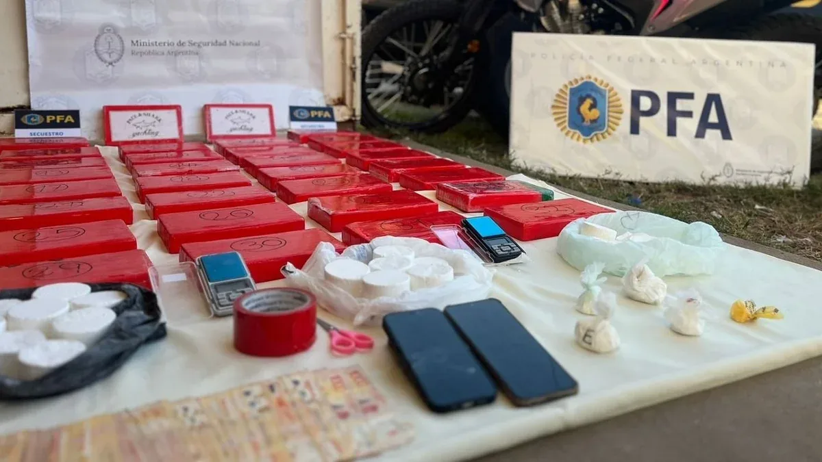 Detienen a oficial de la Policía de Corrientes en operativo contra banda narco