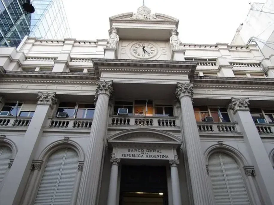 El Banco Central adquirió USD 532 millones, la mayor compra desde diciembre de 2022