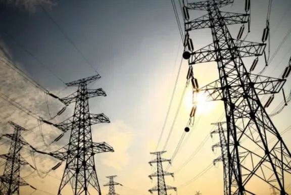 El Gobierno extiende la emergencia energética para garantizar el suministro de electricidad y gas