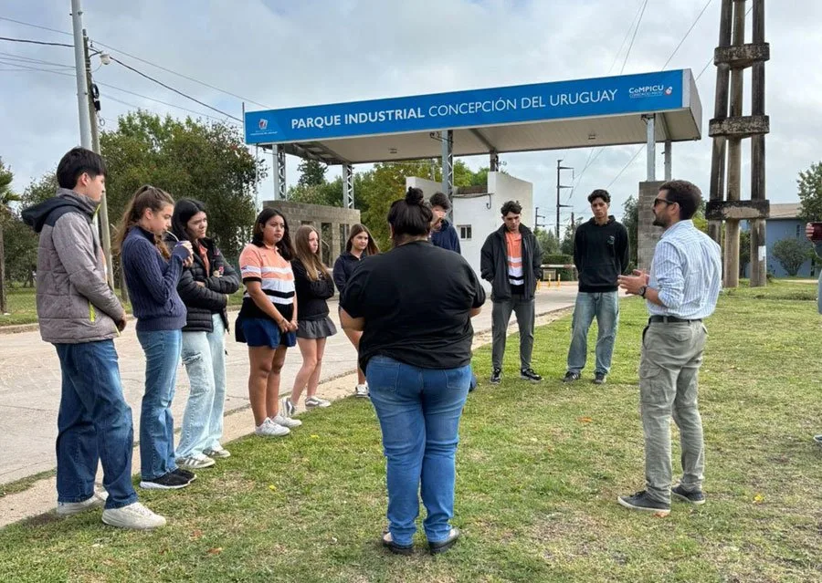 Estudiantes de Entre Ríos recorrieron empresas y organismos del Parque Industrial