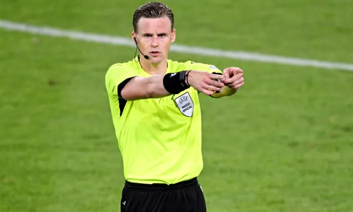FIFA designó al árbitro francés François Letexier para el Argentina vs Egipto en octavos