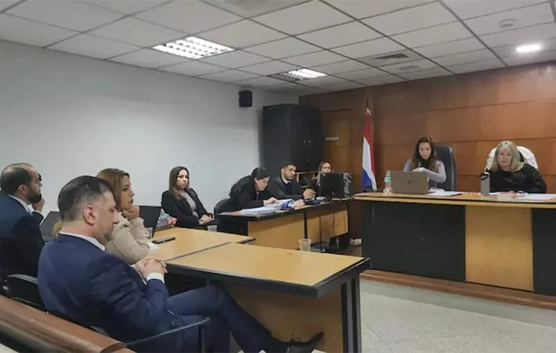 Fiscalía de Paraguay solicitó más de dos años de prisión para Edgardo Kueider por intento de contrabando