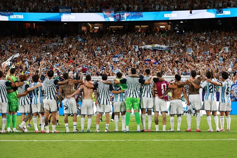 Gobierno confirma recepción oficial para la Selección en Ezeiza sin festejos ni feriado