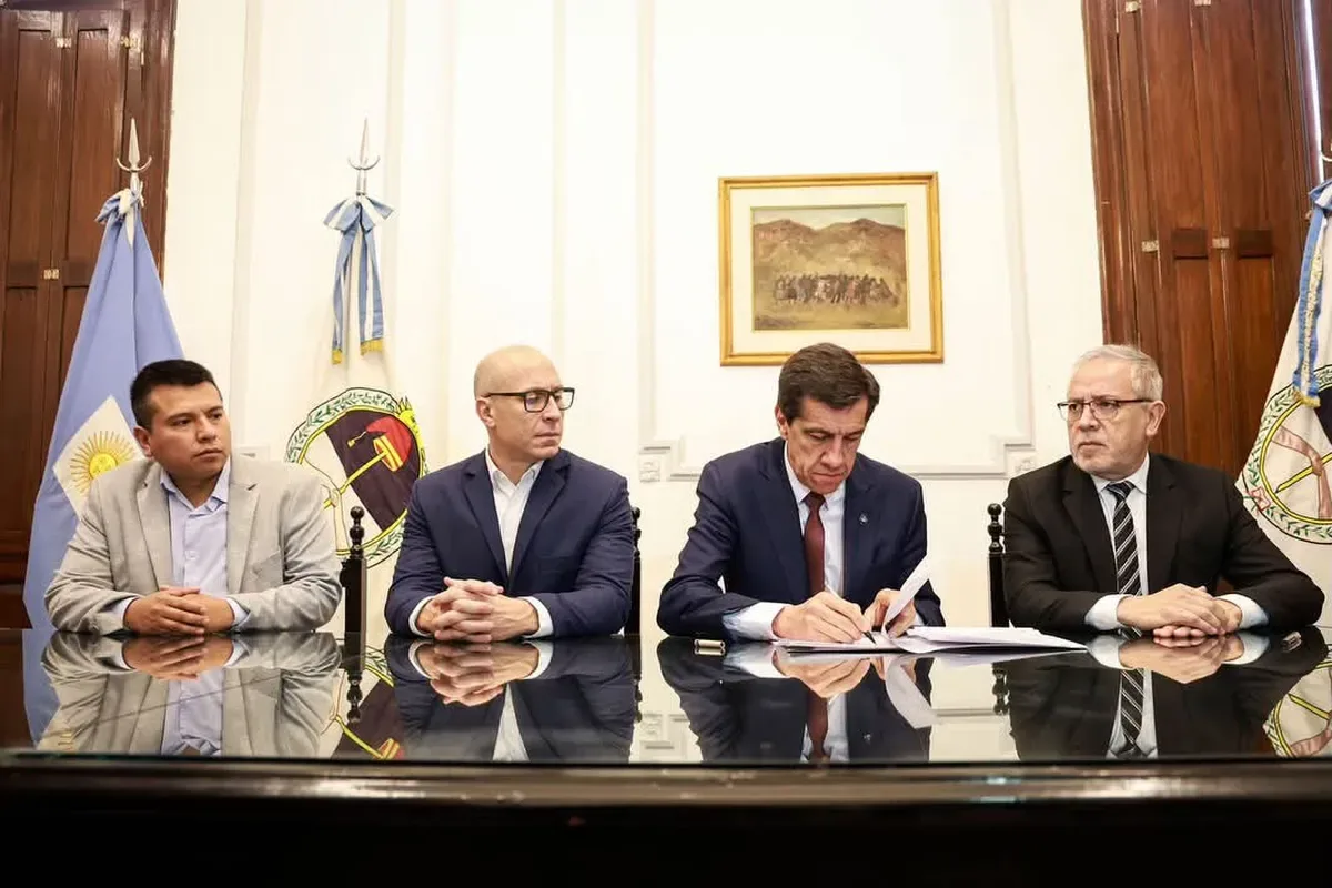 Gobierno de Jujuy retoma y financia la finalización del Matadero de Palma Sola y Centro de Genética