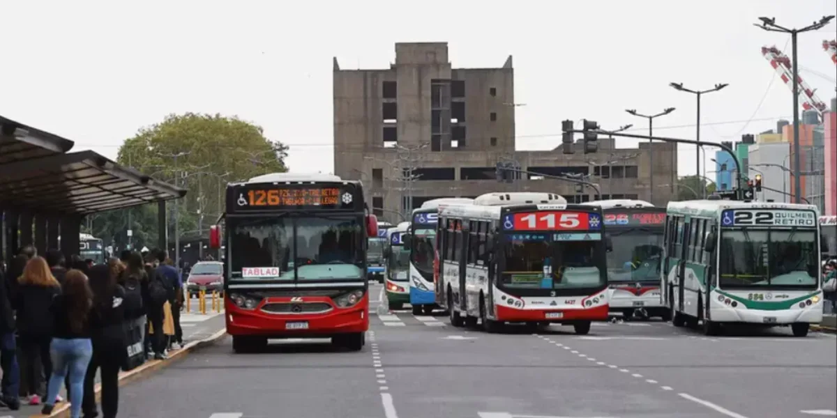 La UTA retomará negociaciones salariales con empresas ante posible paro de colectivos