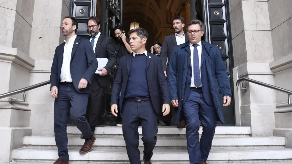 Luis Caputo bloquea avales clave para obras con financiamiento internacional en Buenos Aires