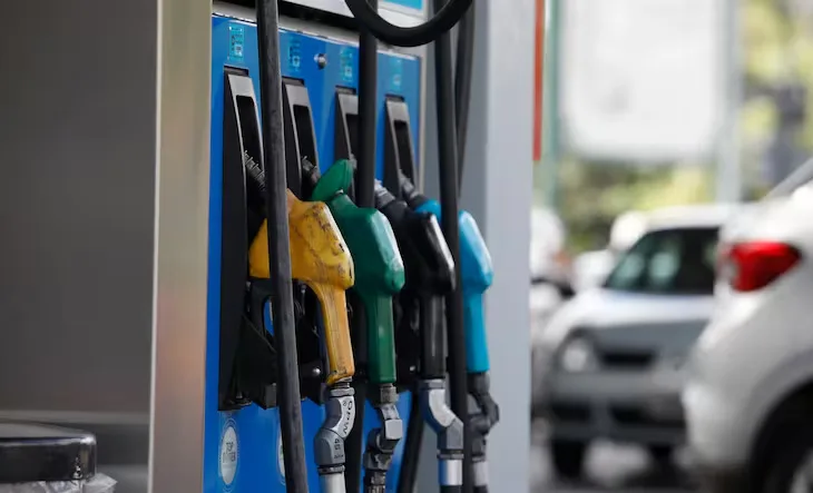 Posición de Argentina en el ranking de precios de nafta en Latinoamérica durante el primer semestre