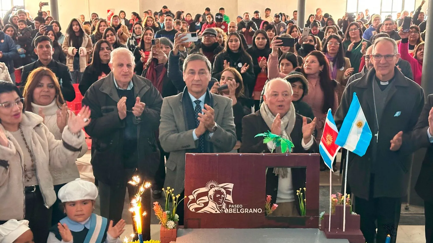 Silva Neder presidió actos por los aniversarios de Añatuya y Quimilí reafirmando el apoyo provincial