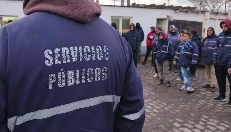 Trabajadores municipales exigen mejoras en calefacción, indumentaria y seguridad laboral
