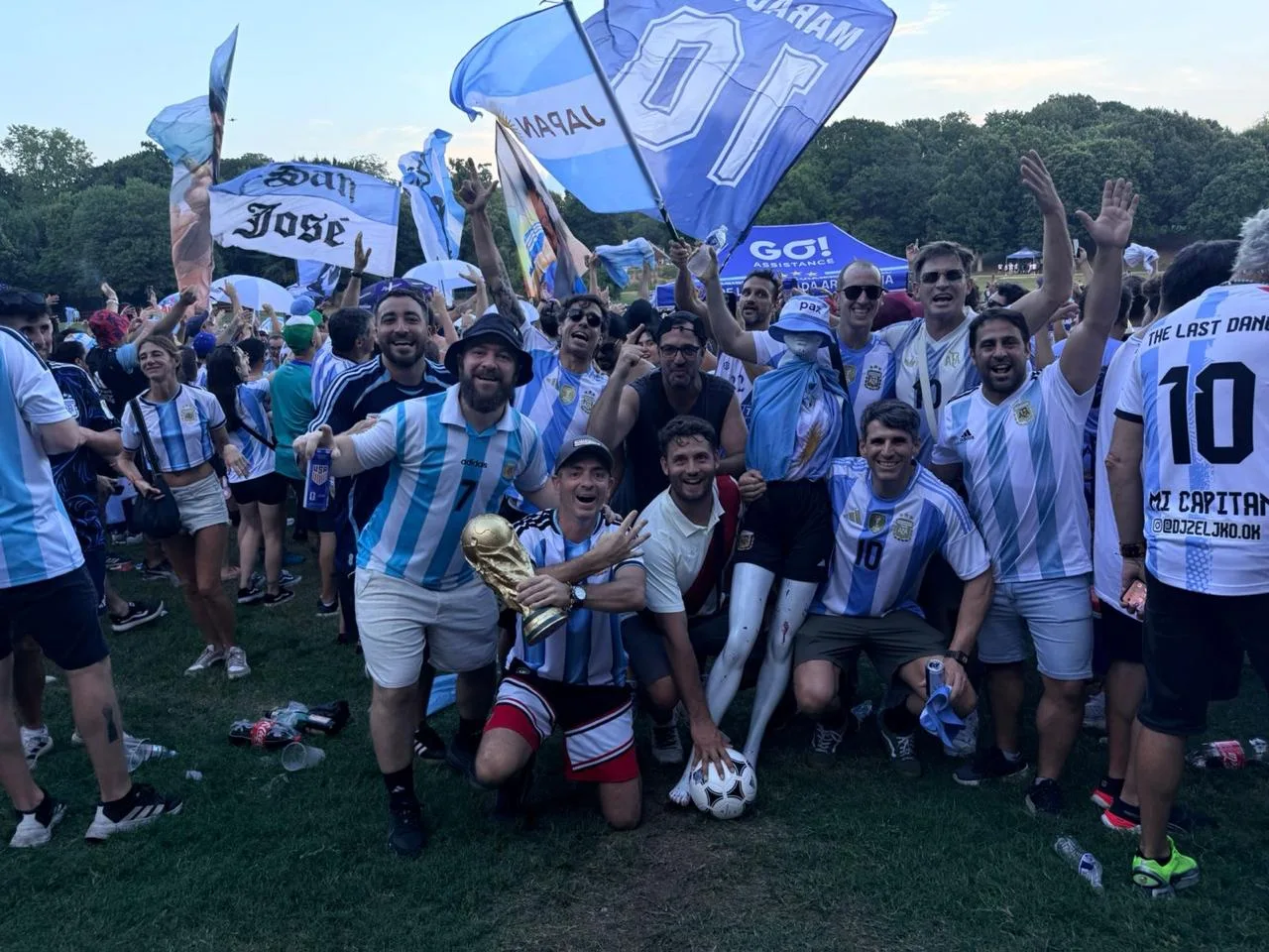 Un sanrafaelino vivió en el estadio la histórica remontada de Argentina ante Egipto en el Mundial