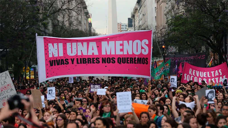 Una mujer es asesinada cada 42 horas en Argentina, revela informe oficial