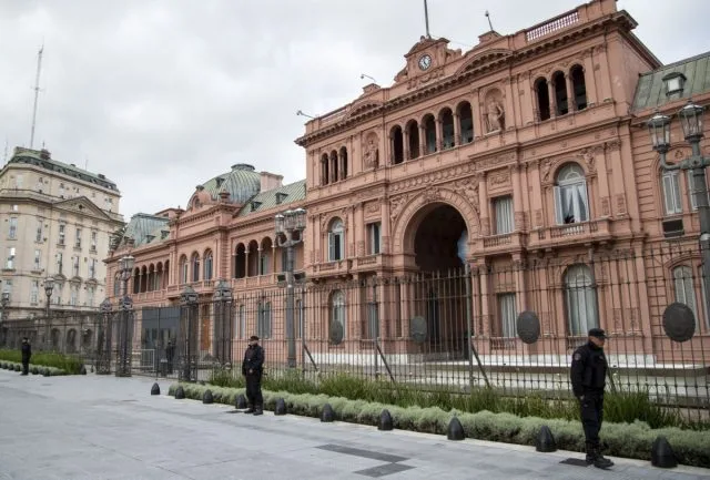 Cornejo viaja a Buenos Aires para avanzar en alianzas y debatir reforma electoral