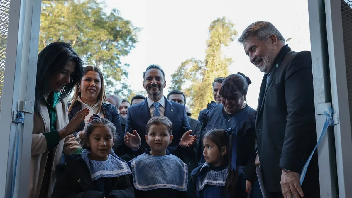 Juan Pablo Valdés inauguró nuevo jardín y celebró junto a Parada Pucheta su 85° aniversario
