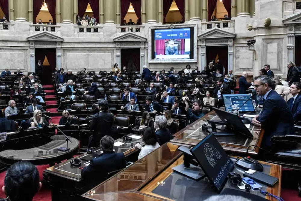 La falta de actualización en la representación parlamentaria en Argentina genera un desajuste institucional