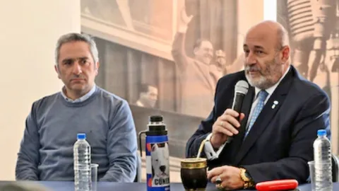 Santiago Cúneo anunció su precandidatura a gobernador del PJ bonaerense y respaldó a Kicillof