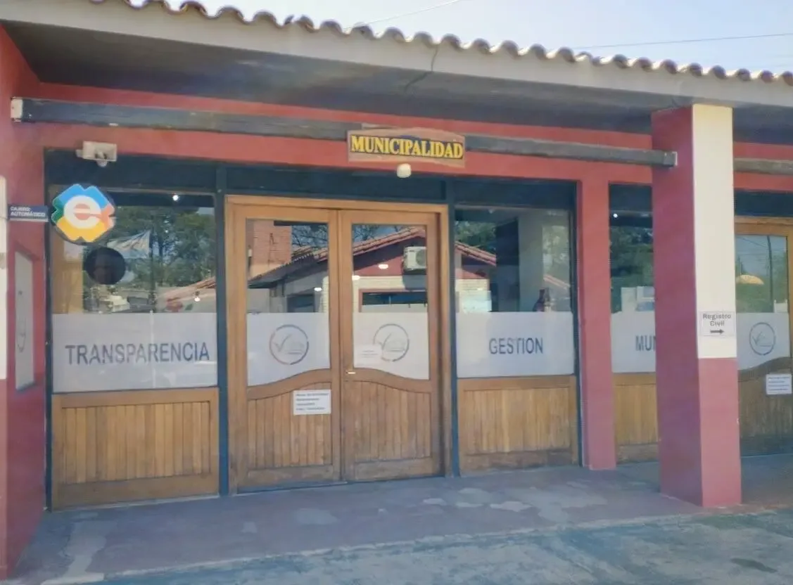 Se supera crisis en la intendencia de Villa Santa Cruz del Lago y Griselda Llanos asume el cargo