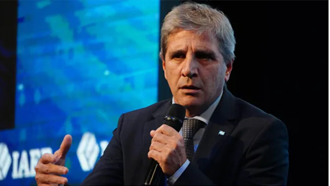Luis Caputo valoró la absolución de sus hermanos en la causa por financiamiento de Revolución Federal