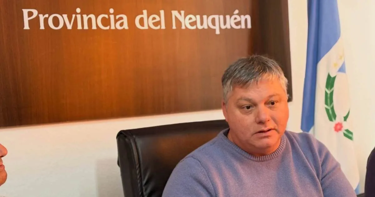 Villa El Chocón enfrenta décadas sin servicios básicos pese a su legado hidroeléctrico