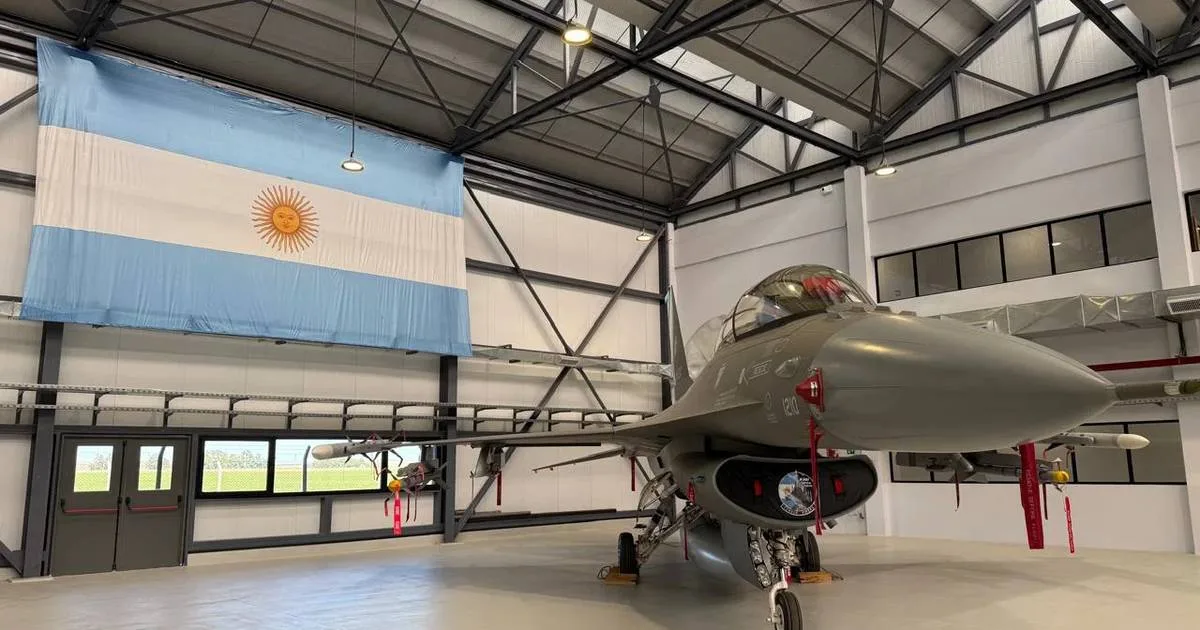 El Gobierno declara reserva la compra de equipamiento militar para las Fuerzas Armadas
