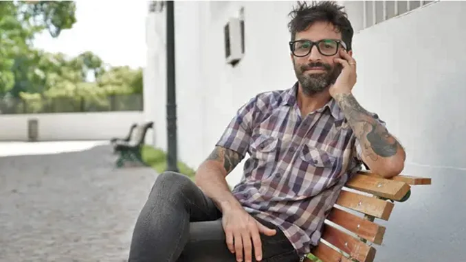 Lucas Raspall vuelve a Firmat para dialogar sobre vocación, salud mental y proyectos de vida
